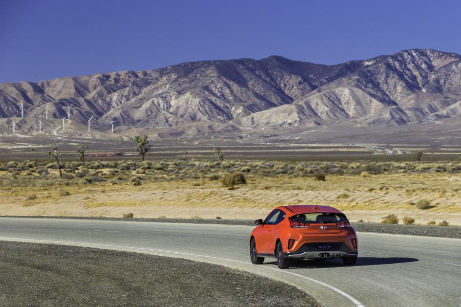  Hyundai Veloster Turbo R-Spec 2018 года  (NA) (фото 26 из 44)